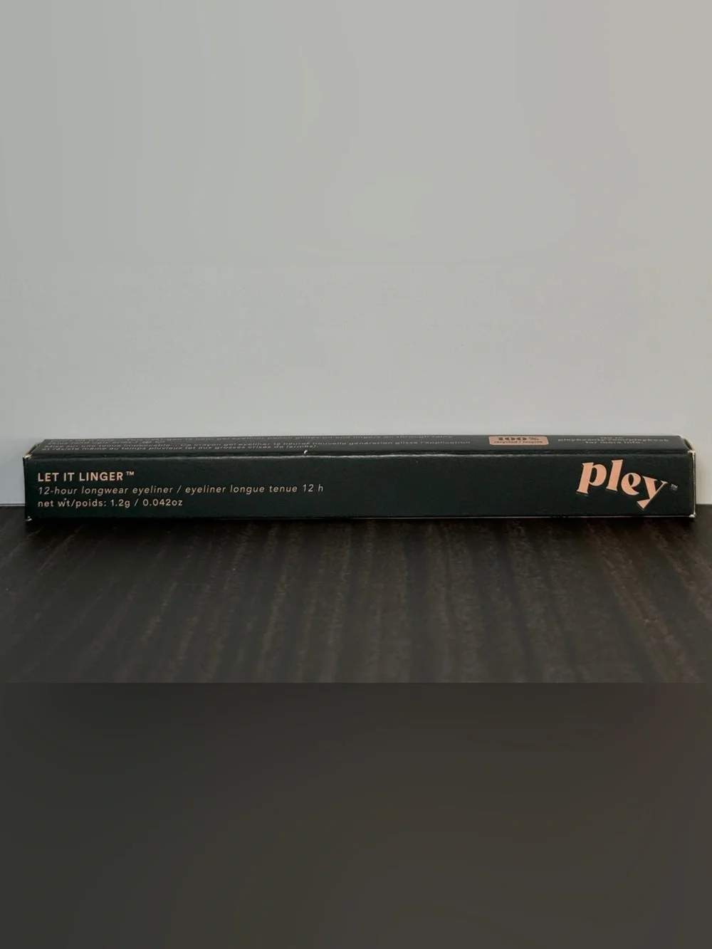 Pley Beauty Let It Linger 12-Hour Eyeliner NIB (Denim) 1.2 g / 0.042 oz